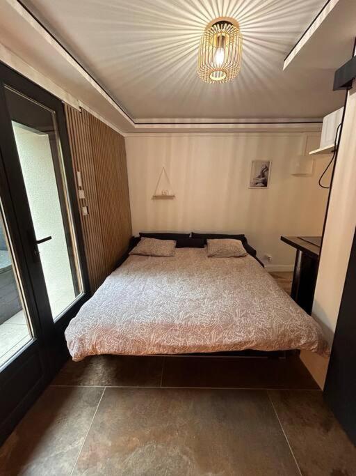 Petit Et Son Abrite Apartment *